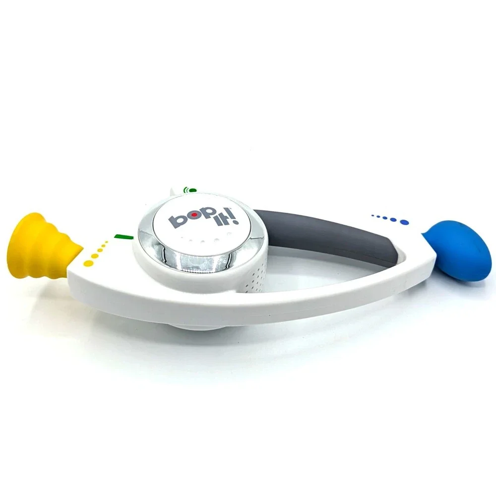 Bop It! Classic Handheld Reflex Game 2008 Hasbro – Tested & Working
